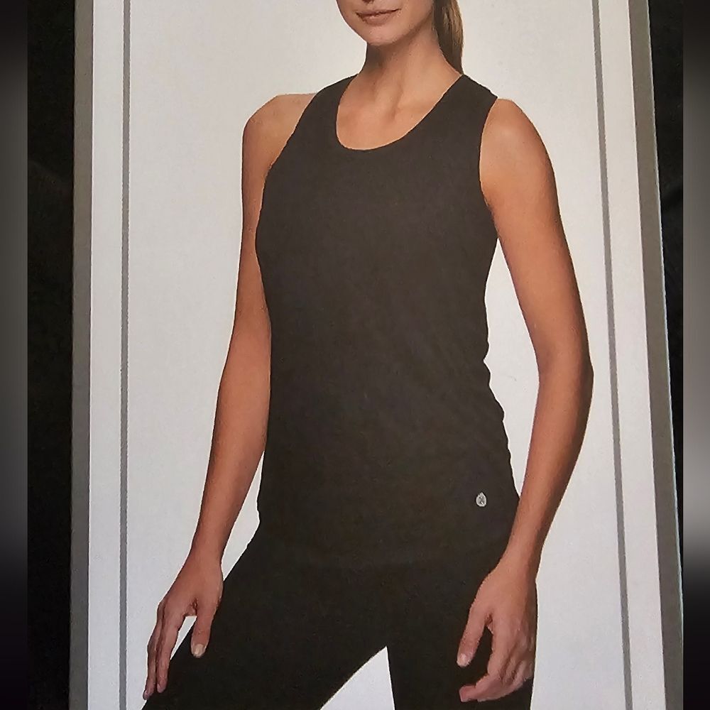 NWT RBX Jersey Tank With Rouching At Sides And Center Back. Size Large